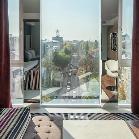 11 Mirrors Design 호텔 키예프