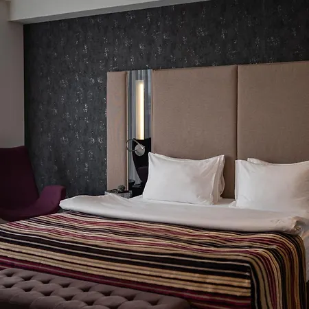 11 Mirrors Design Hotel Kiev